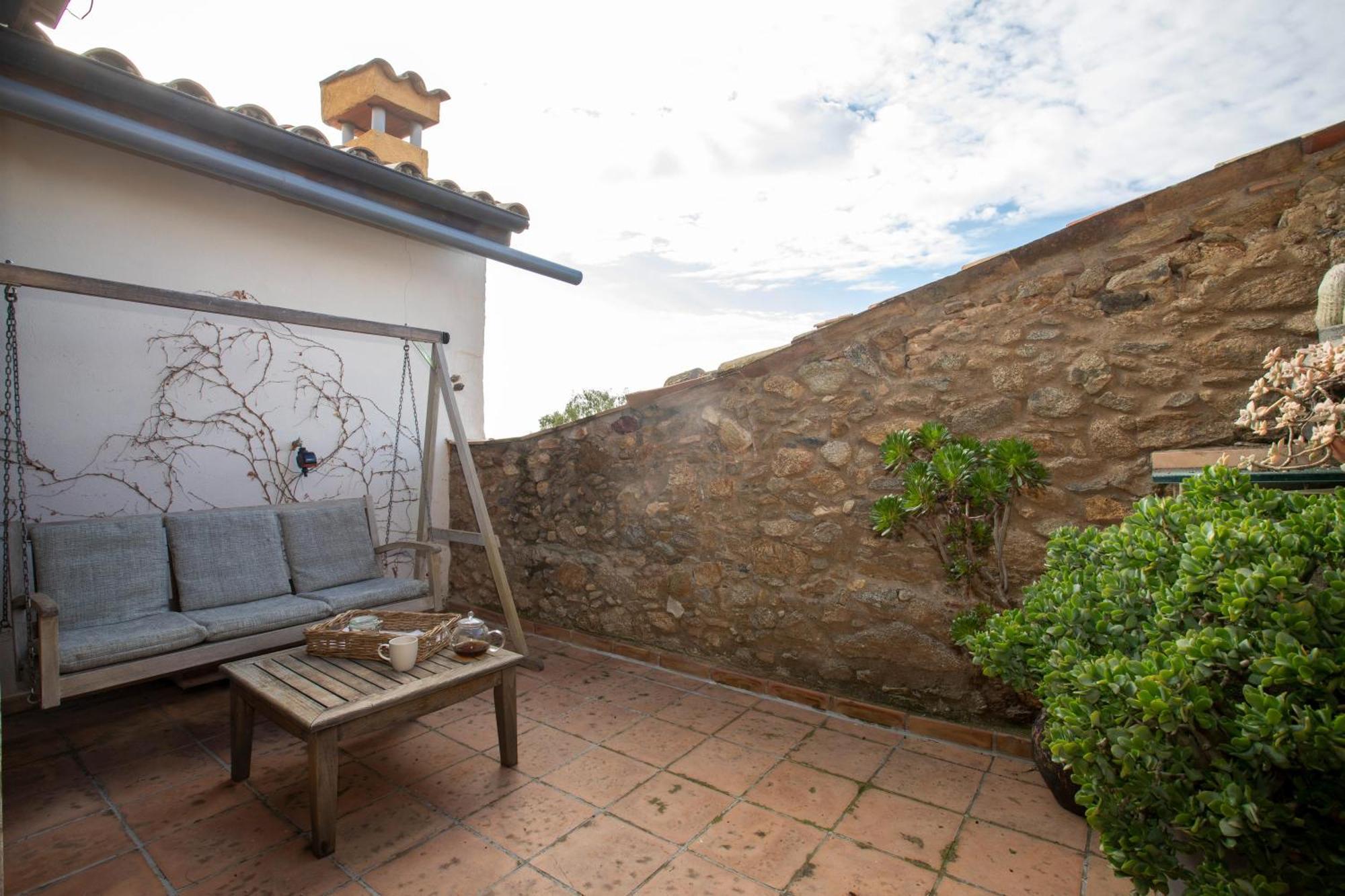 Hotel Boutique Niu De Sol - Designed For Adults Palau Saverdera Bagian luar foto
