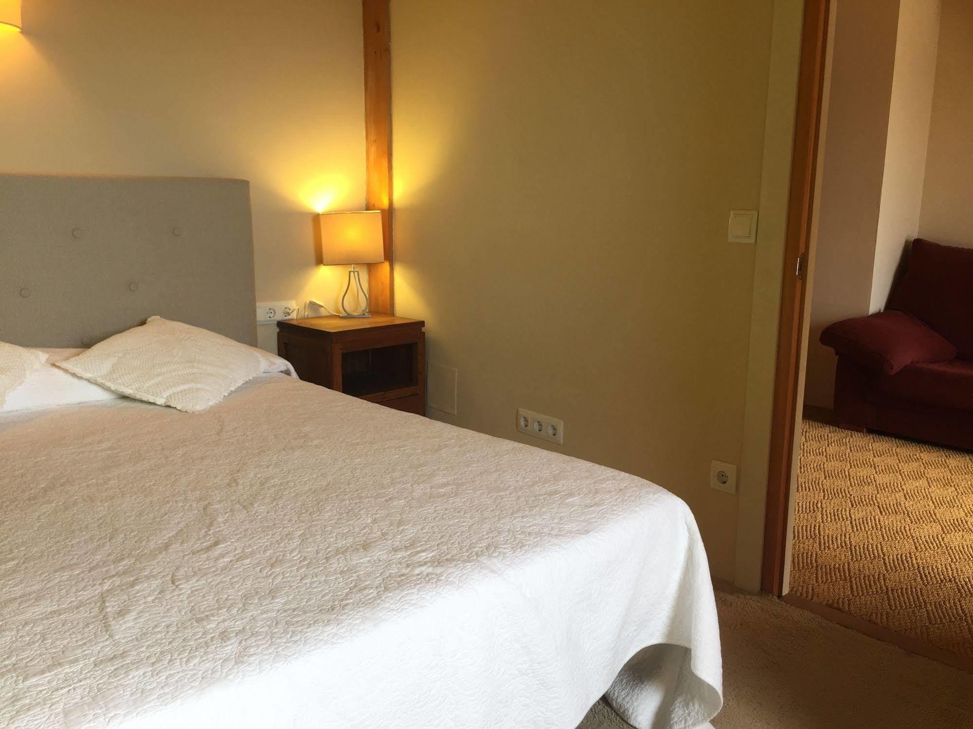 Hotel Boutique Niu De Sol - Designed For Adults Palau Saverdera Bagian luar foto