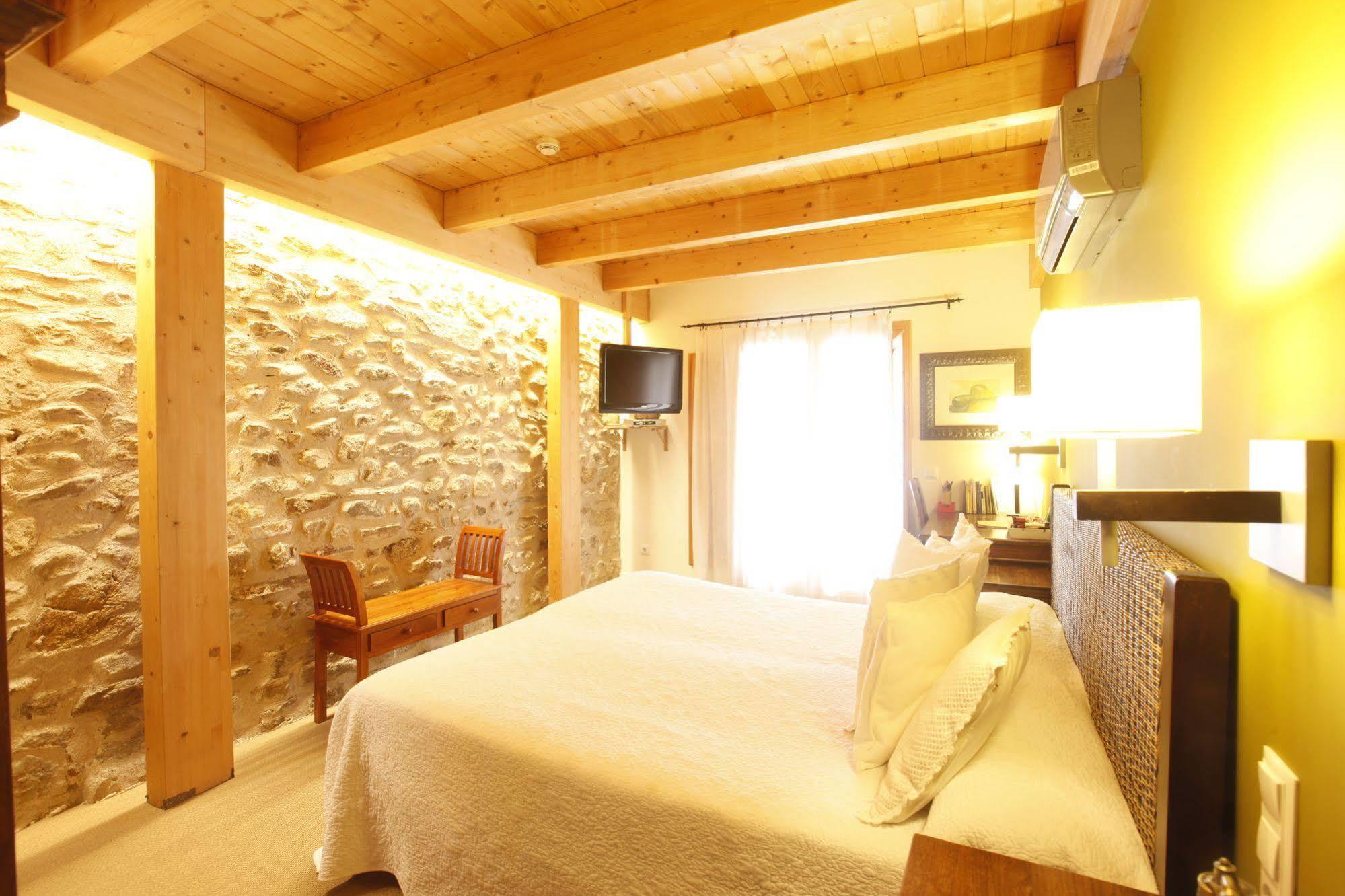 Hotel Boutique Niu De Sol - Designed For Adults Palau Saverdera Bagian luar foto